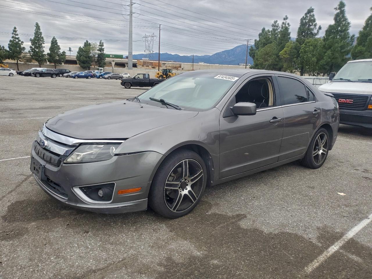 2011 FORD FUSION