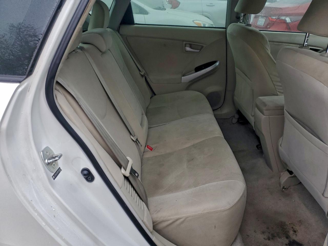 2011 TOYOTA PRIUS