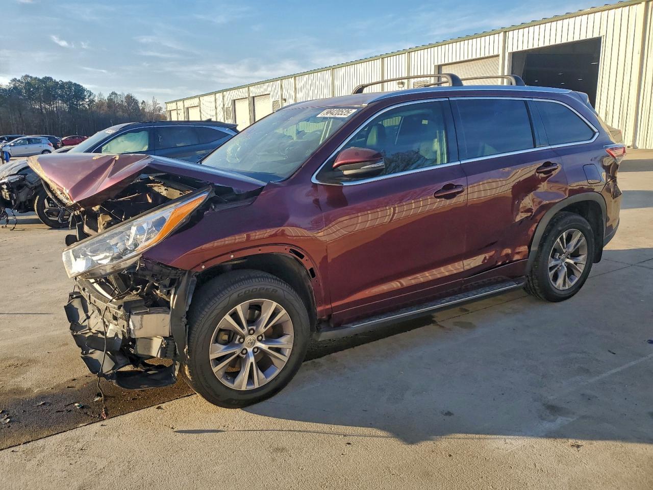 2015 TOYOTA HIGHLANDER
