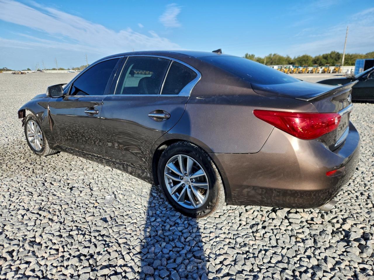 2015 INFINITI Q50