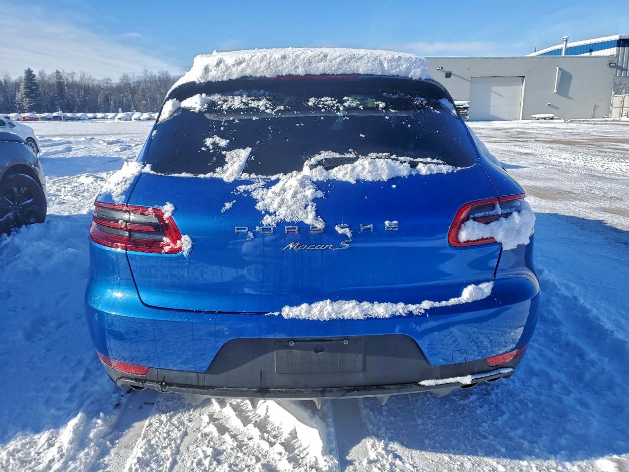 2015 PORSCHE Macan