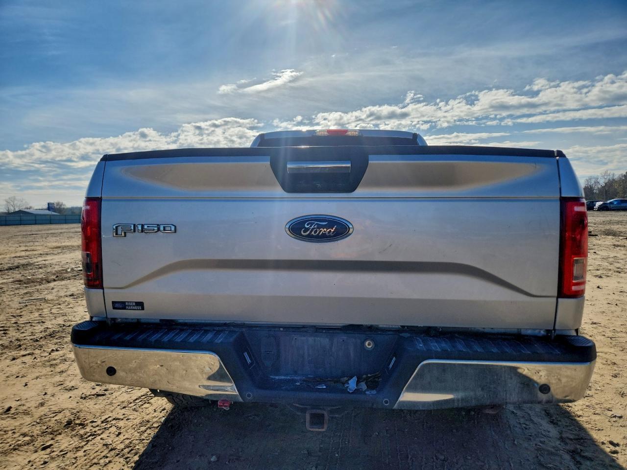 2015 FORD F-150