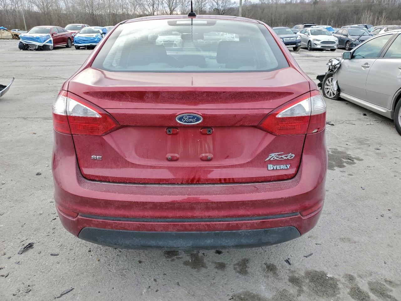 2016 FORD Fiesta