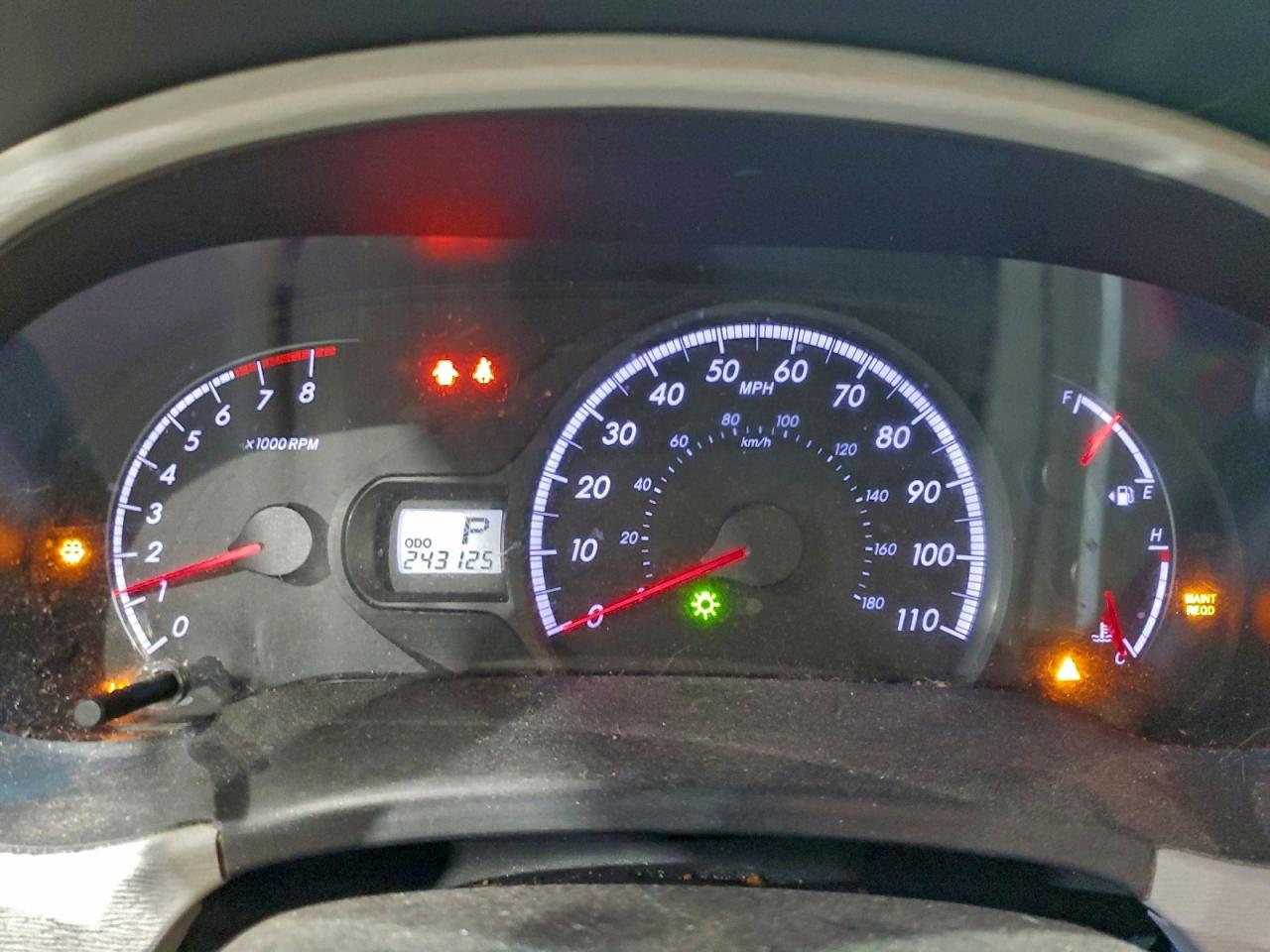 2013 TOYOTA SIENNA