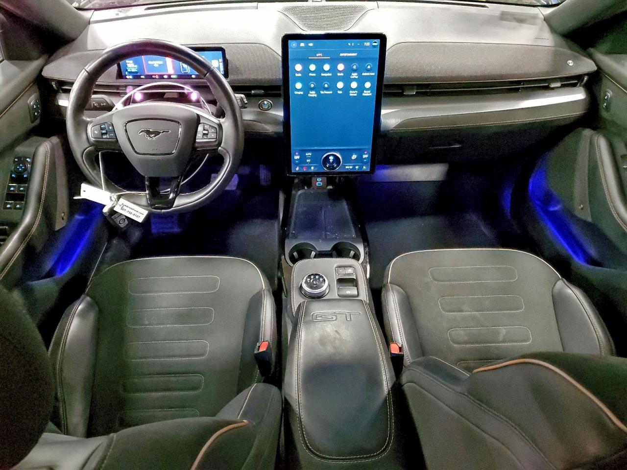 2022 FORD Mustang Mach-E