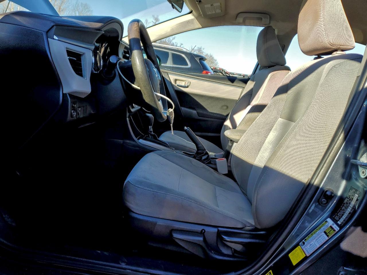 2016 TOYOTA COROLLA
