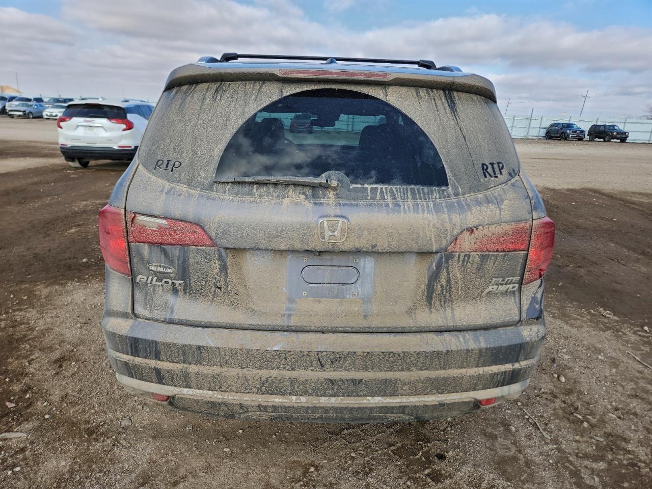 2016 HONDA PILOT