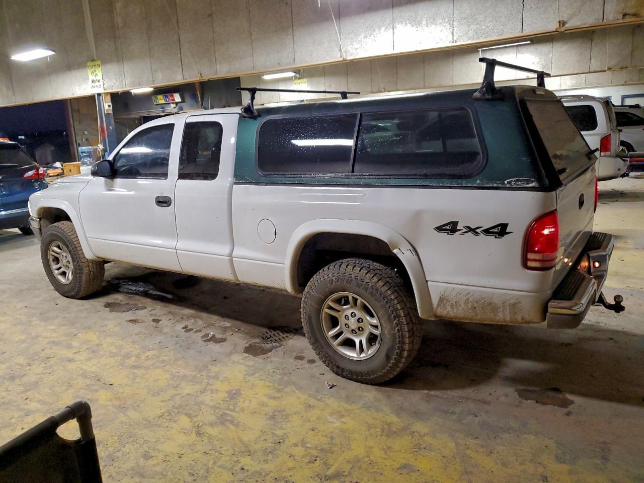 2004 DODGE Dakota