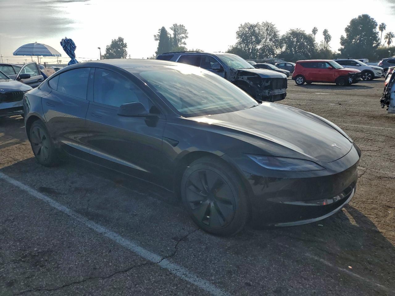 2025 TESLA MODEL 3