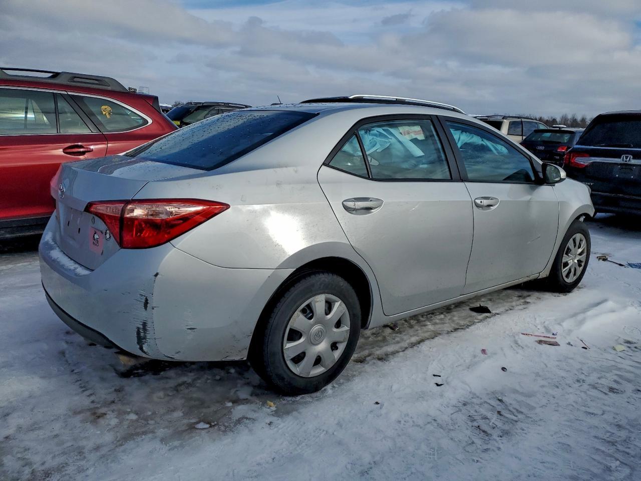 2019 TOYOTA COROLLA