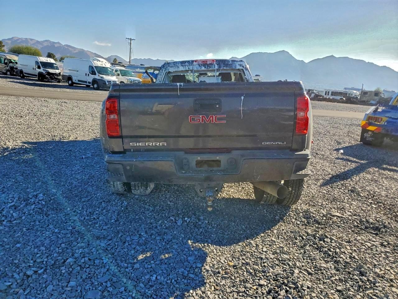 2015 GMC Sierra
