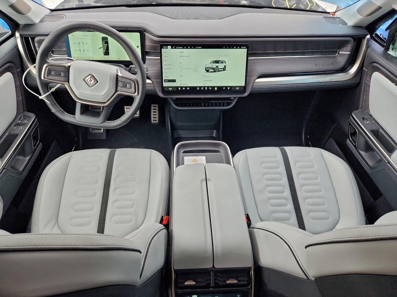 2023 RIVIAN R1s