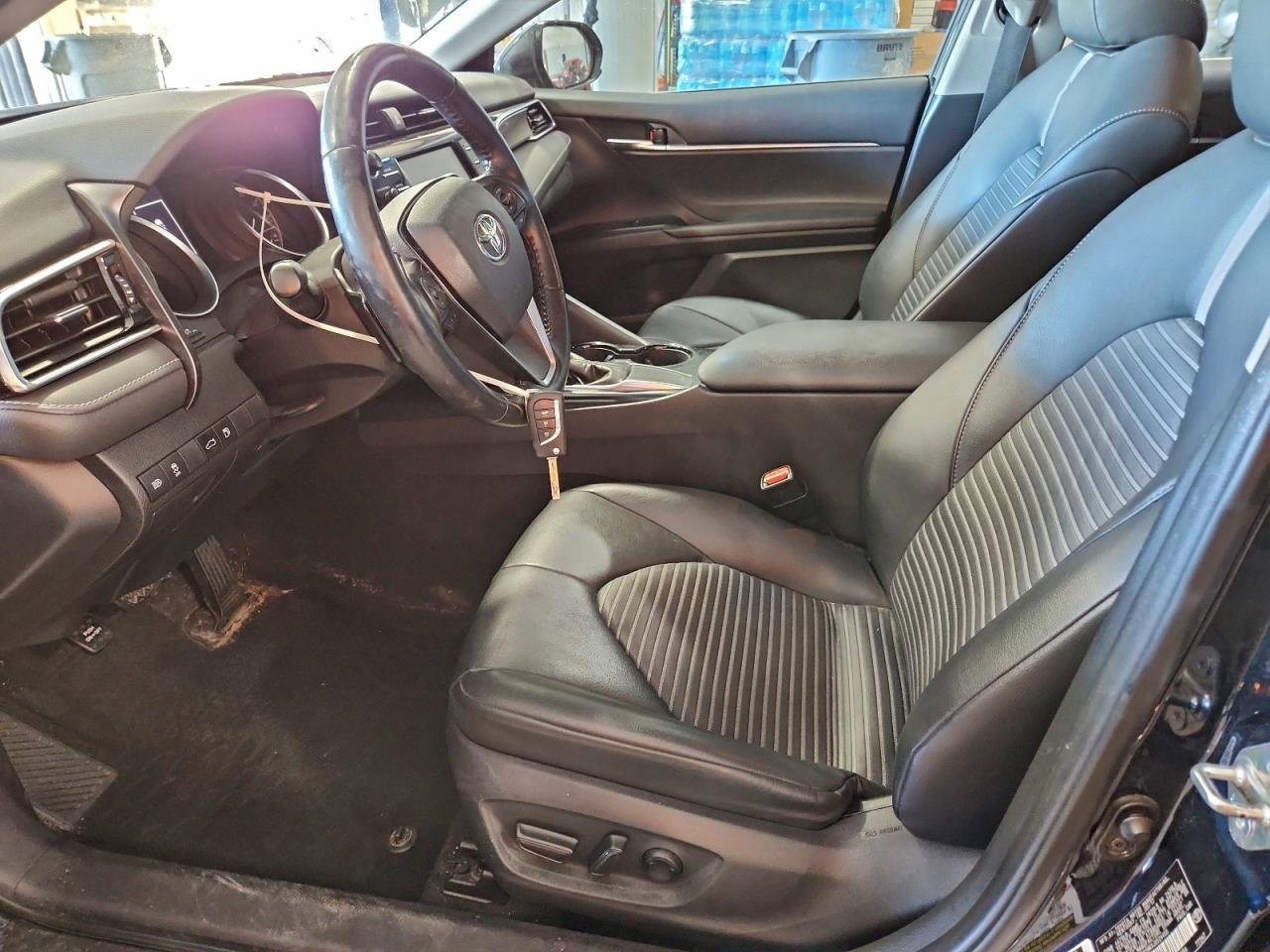 2018 TOYOTA CAMRY