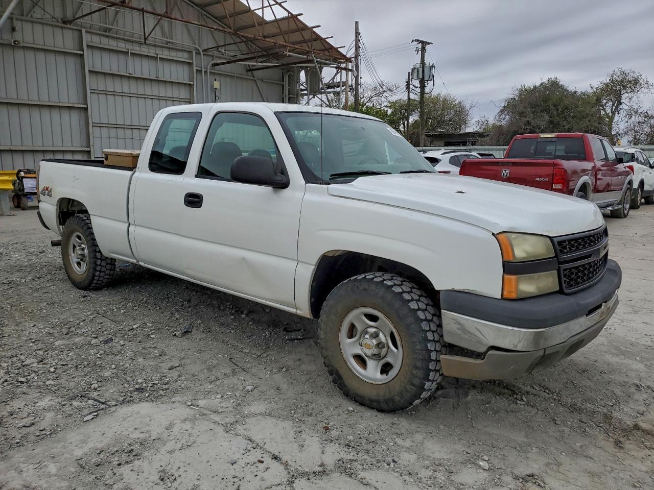 2004 CHEVROLET Silverado