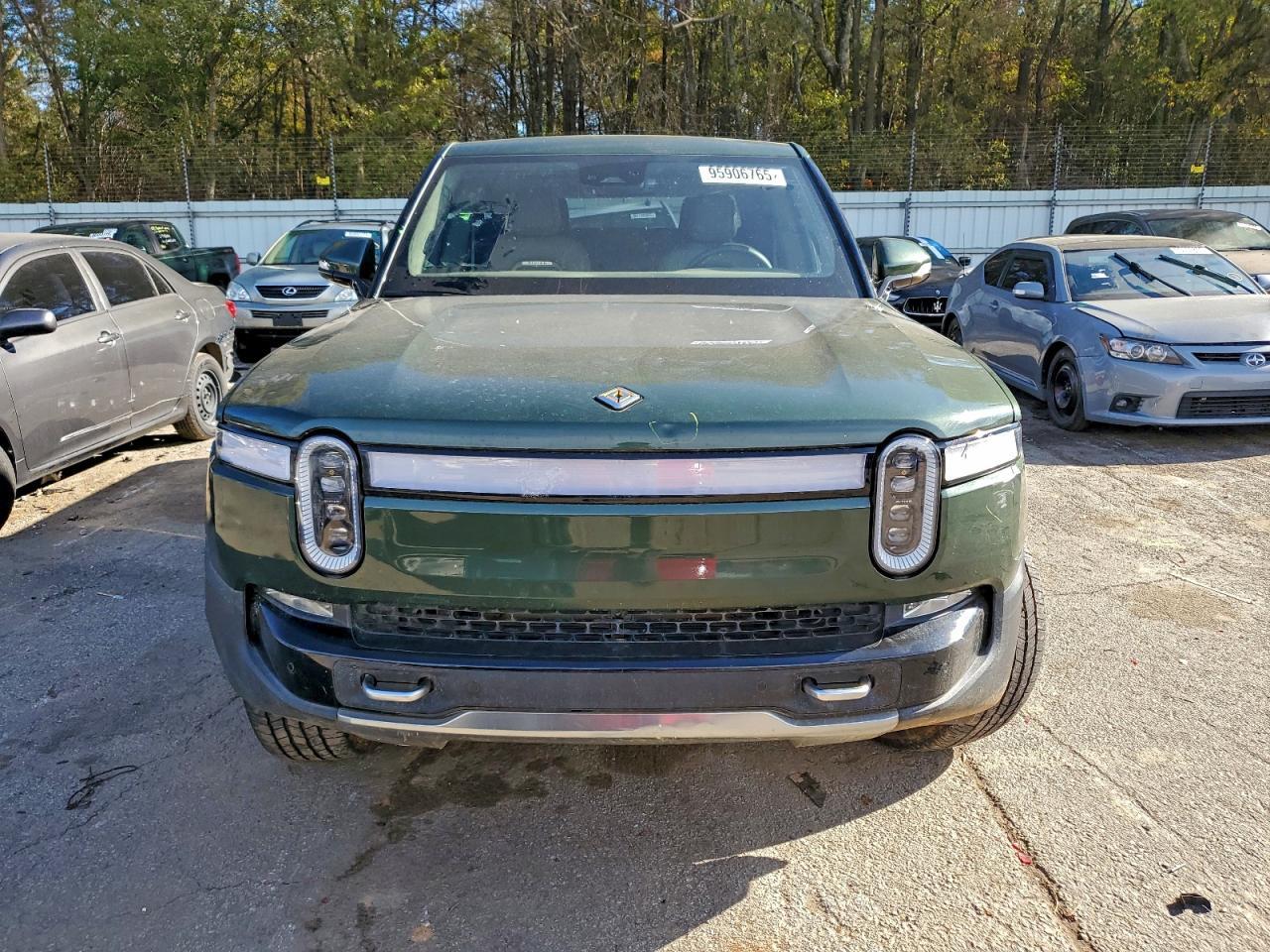2022 RIVIAN R1t