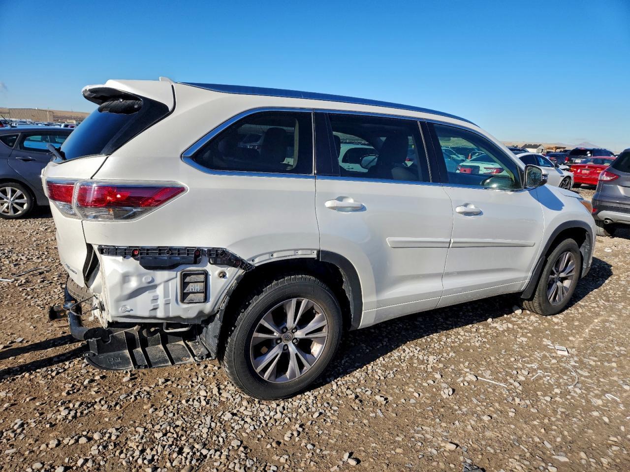 2015 TOYOTA HIGHLANDER