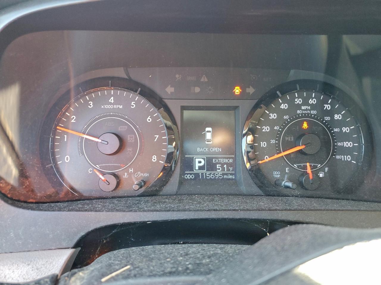 2015 TOYOTA SIENNA