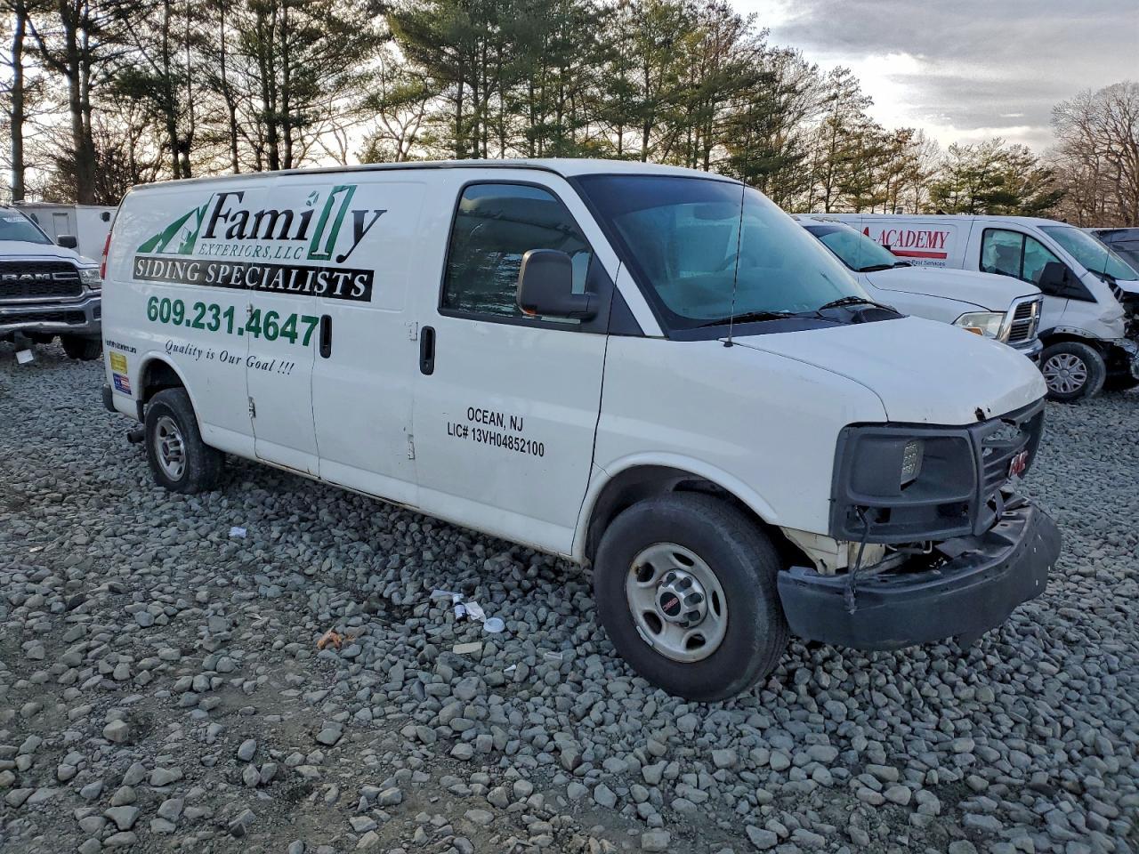 2013 GMC Savana
