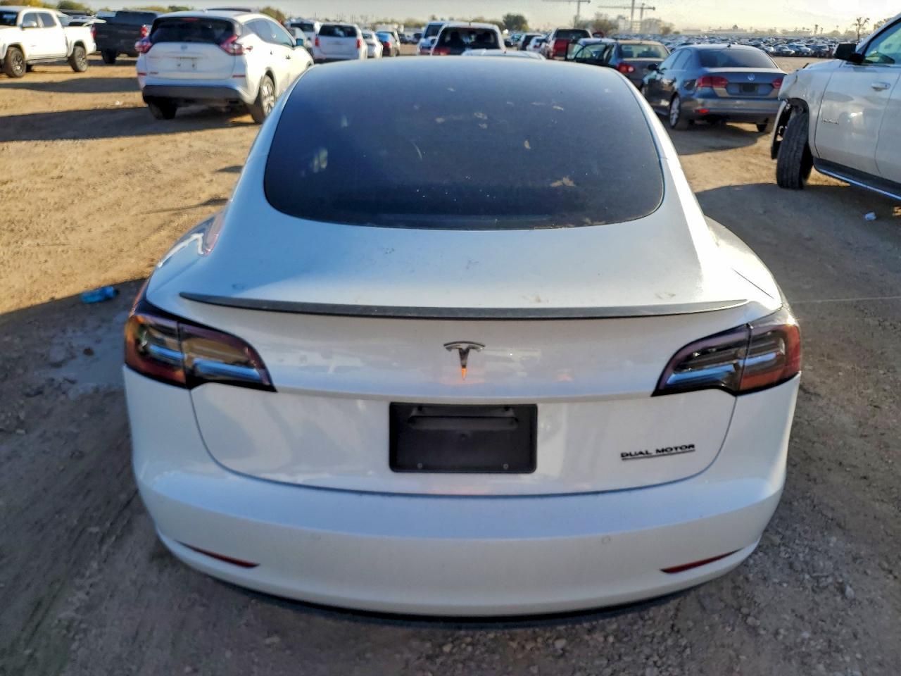 2021 TESLA MODEL 3
