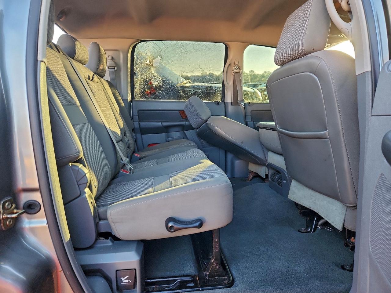 2006 DODGE Ram 2500