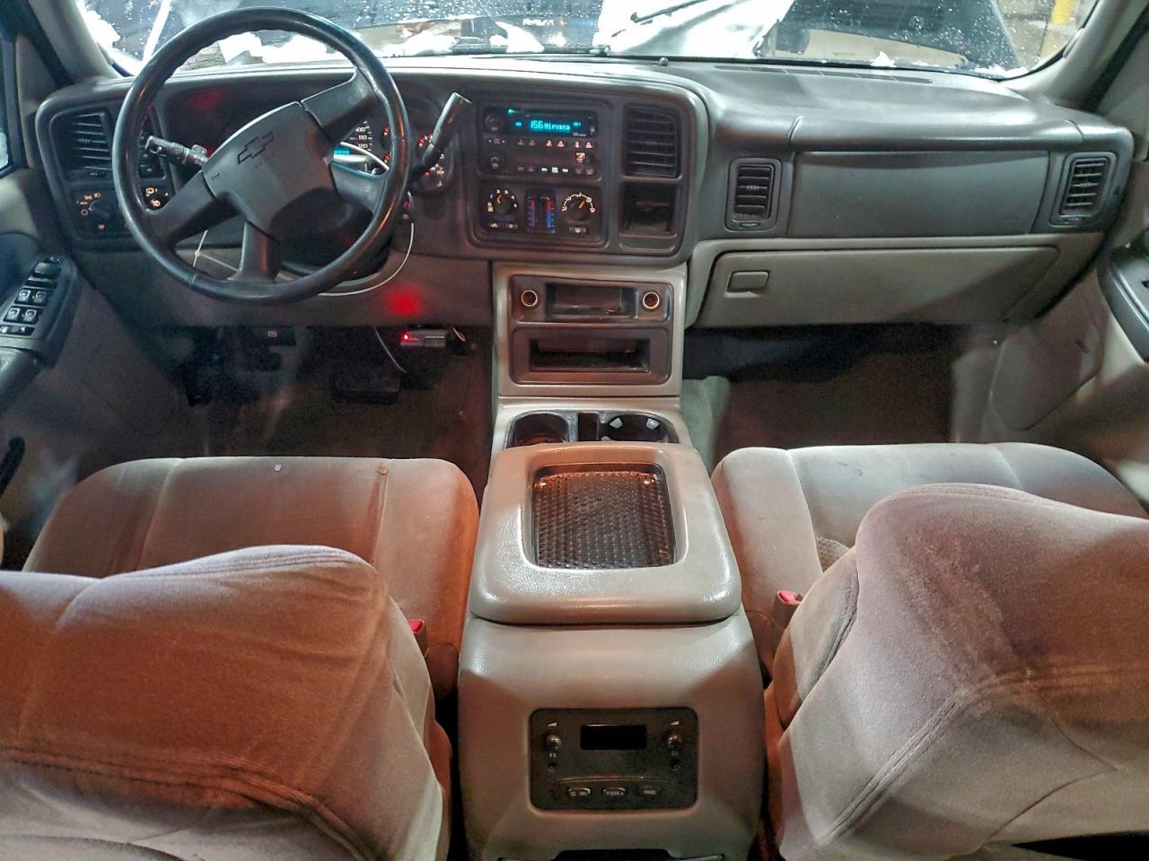 2003 CHEVROLET Suburban