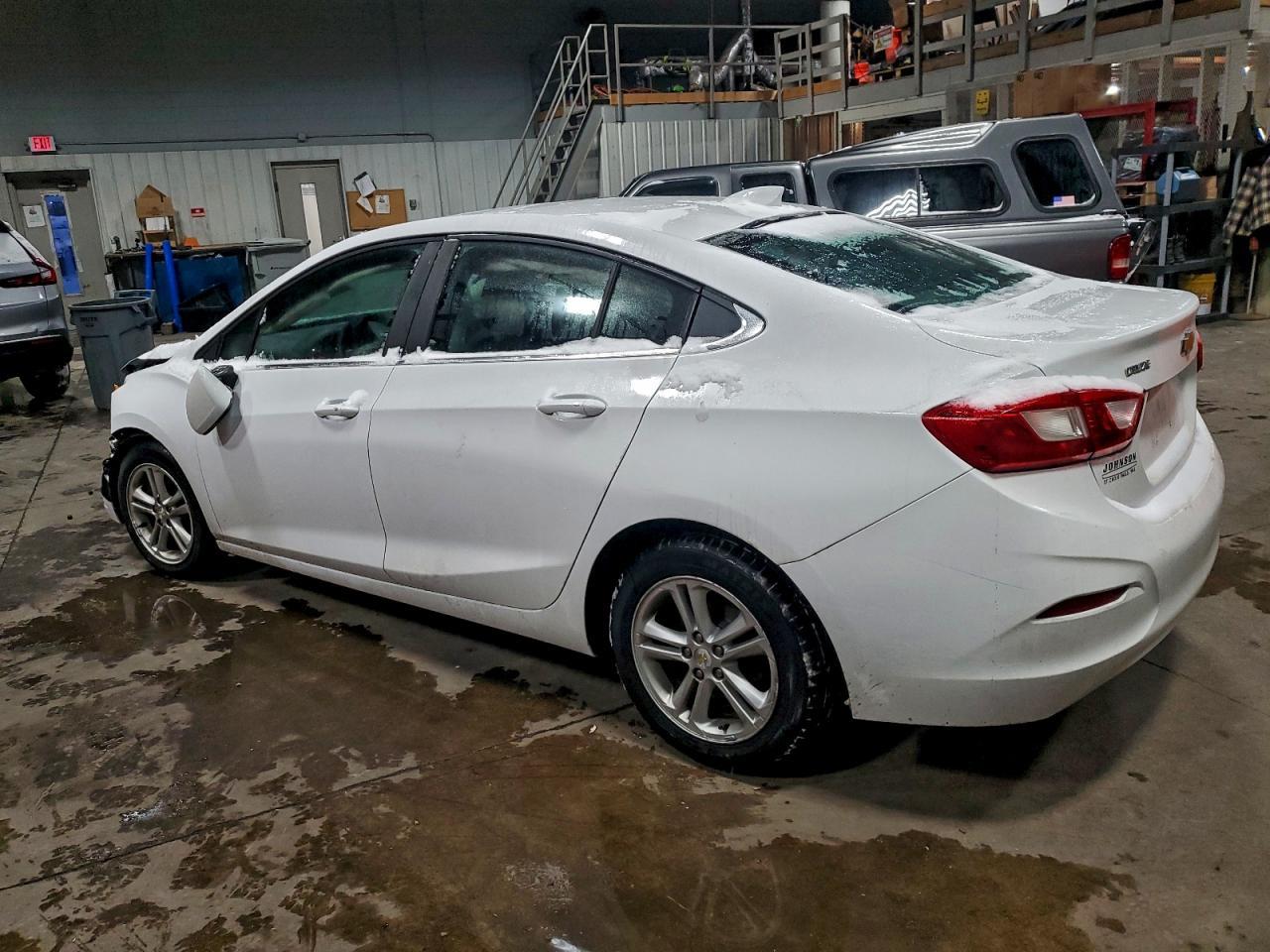 2016 CHEVROLET CRUZE