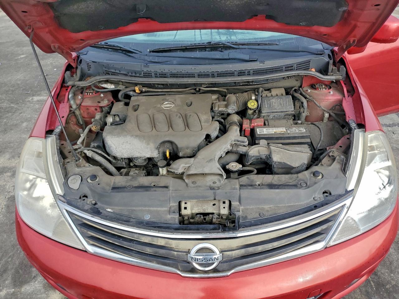 2011 NISSAN VERSA
