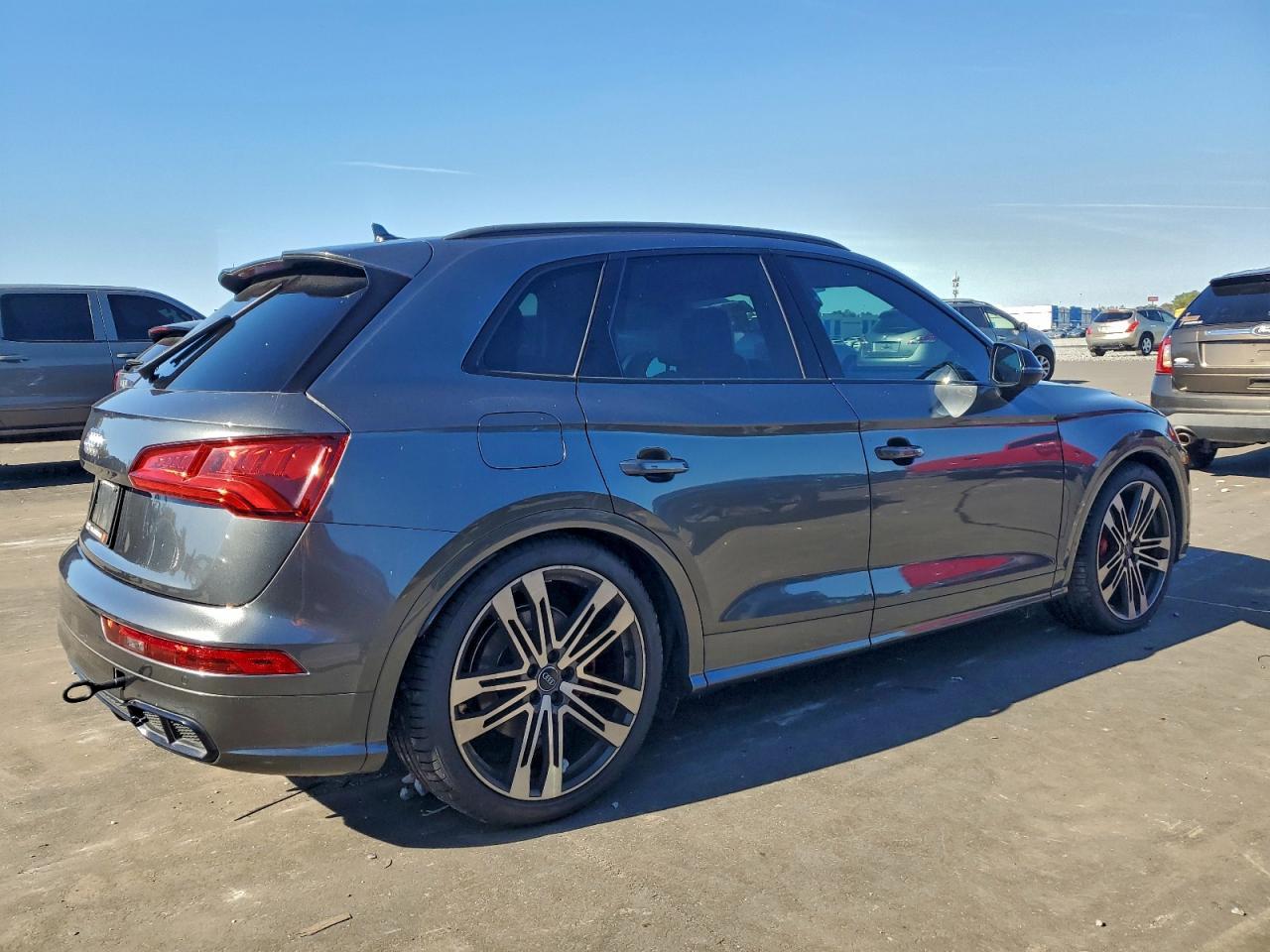 2020 AUDI SQ5