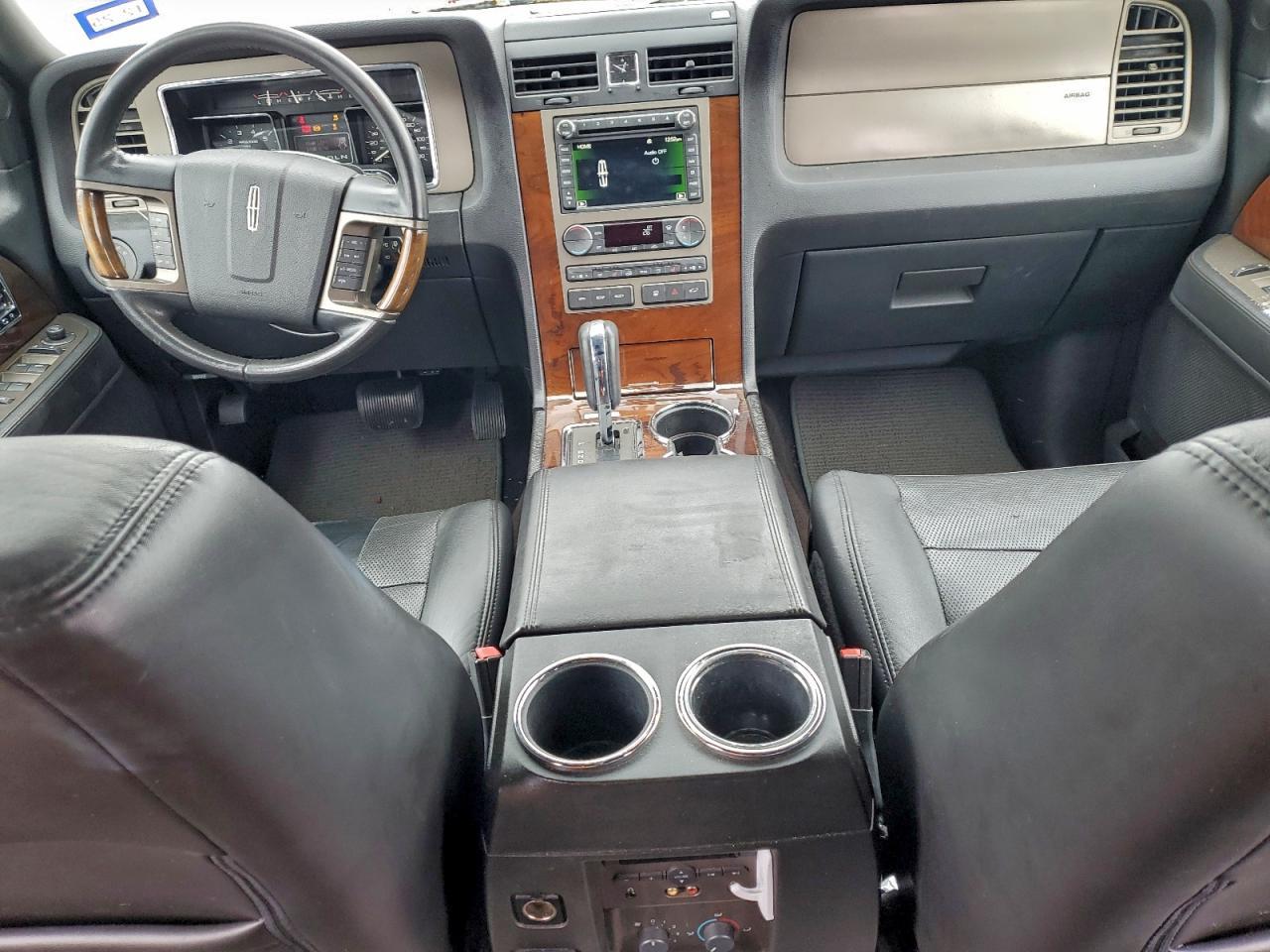 2014 LINCOLN Navigator