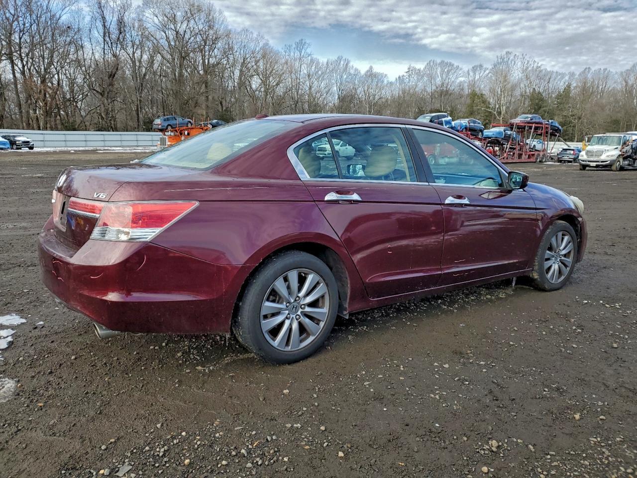 2011 HONDA ACCORD