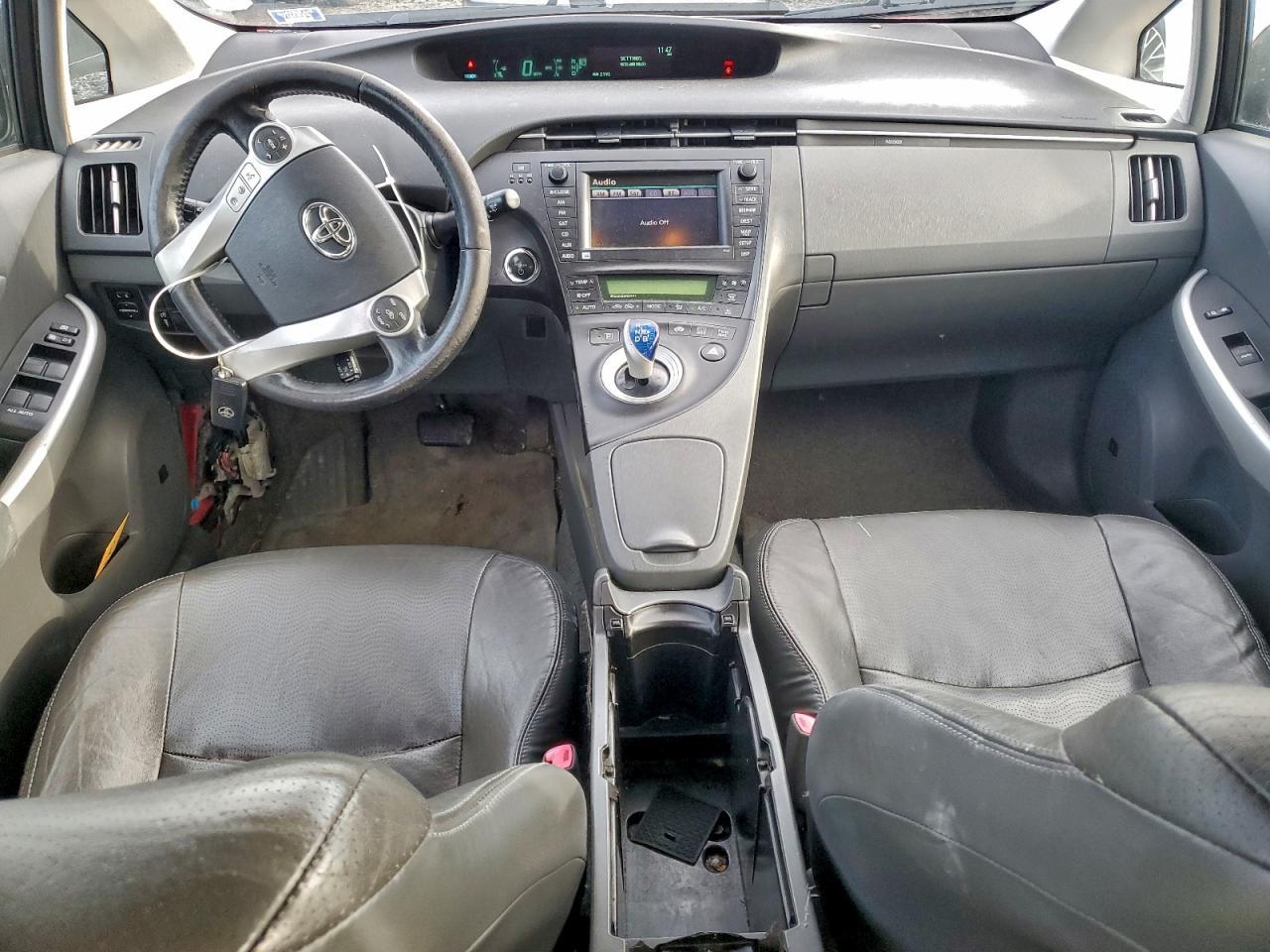 2011 TOYOTA PRIUS