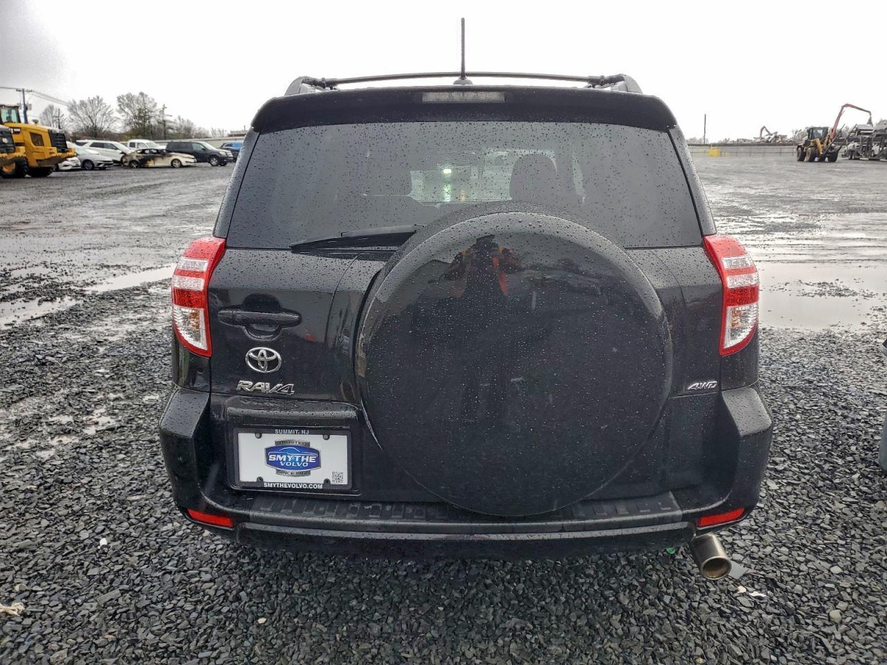 2011 TOYOTA RAV4