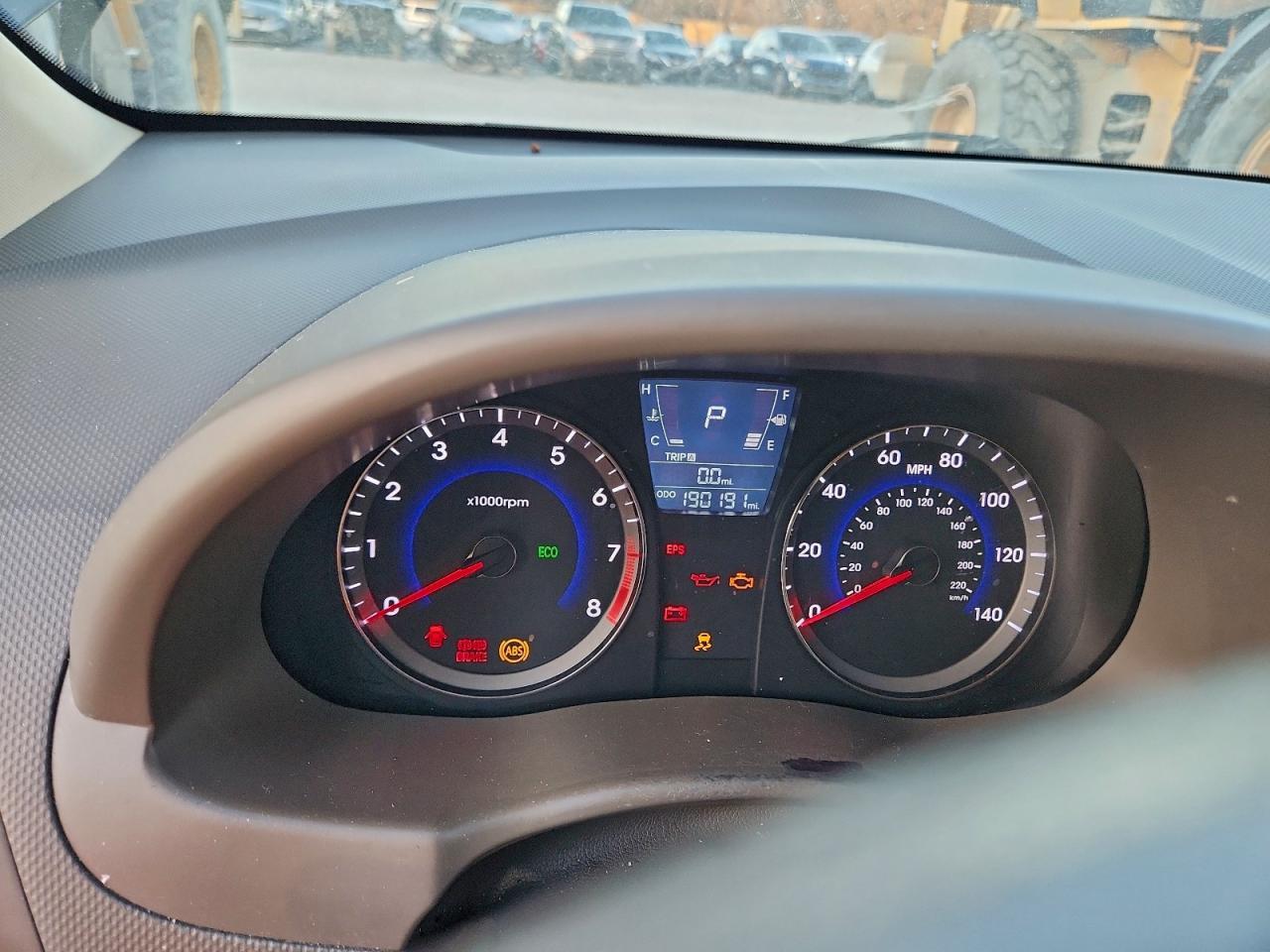 2013 HYUNDAI ACCENT