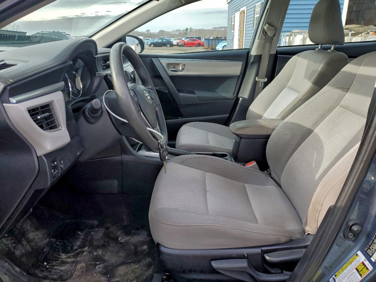 2015 TOYOTA COROLLA