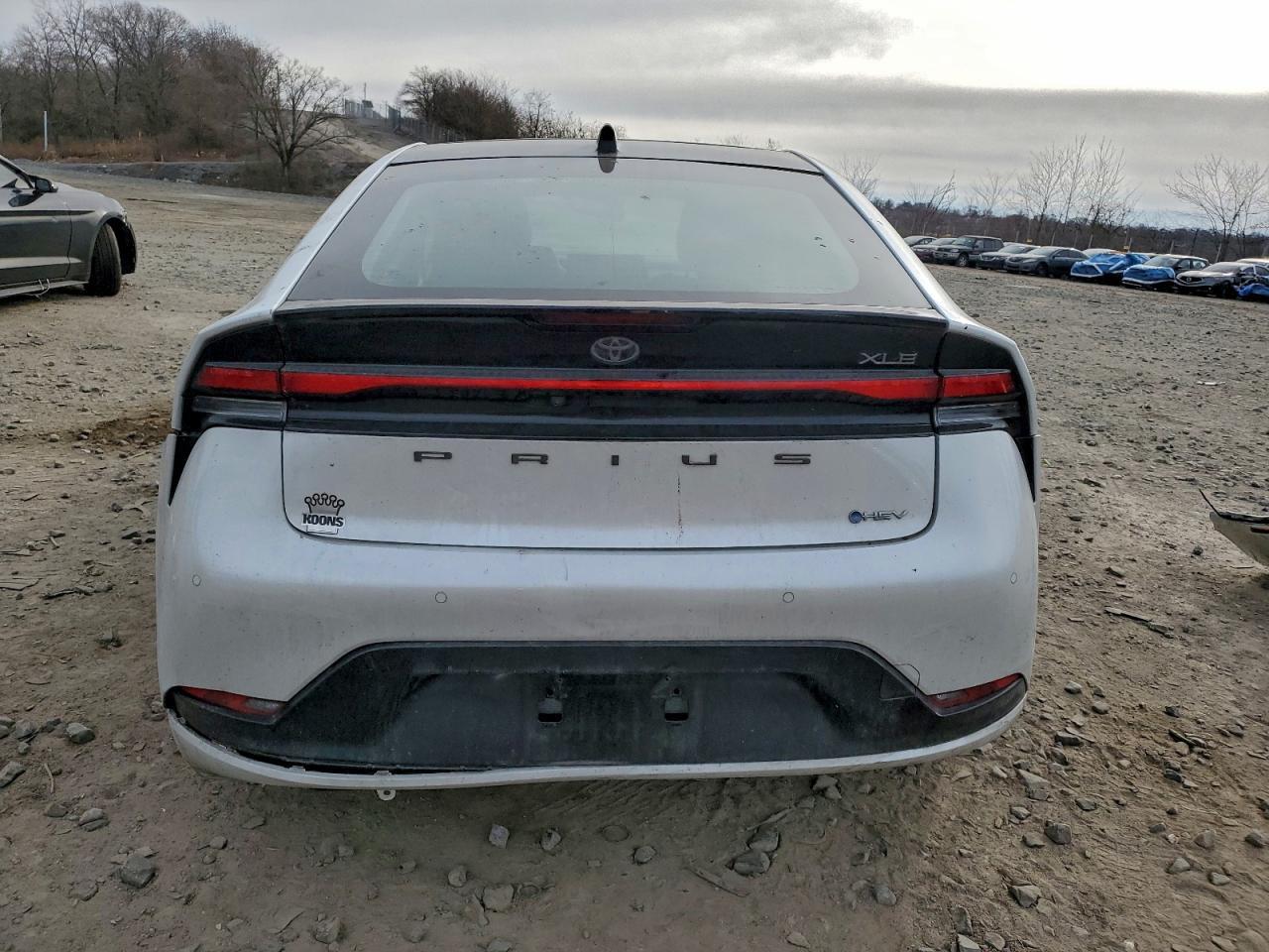 2024 TOYOTA PRIUS