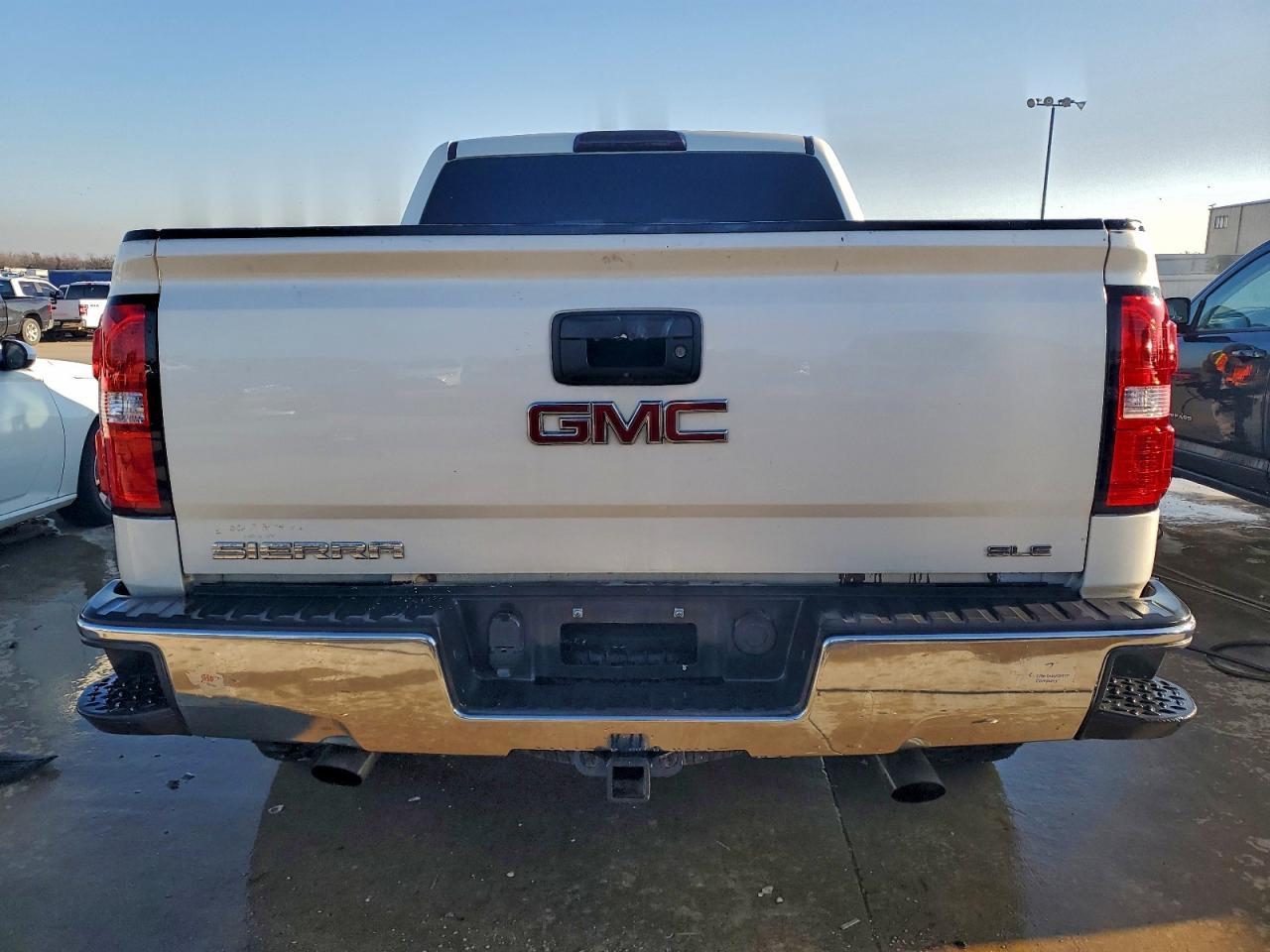 2015 GMC Sierra