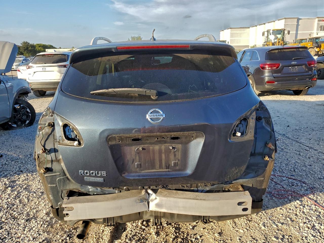 2015 NISSAN ROGUE