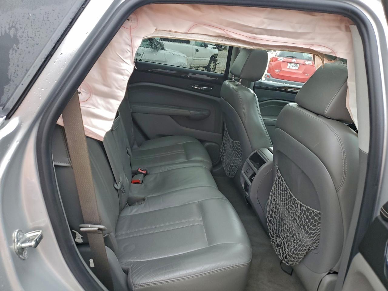 2010 CADILLAC SRX