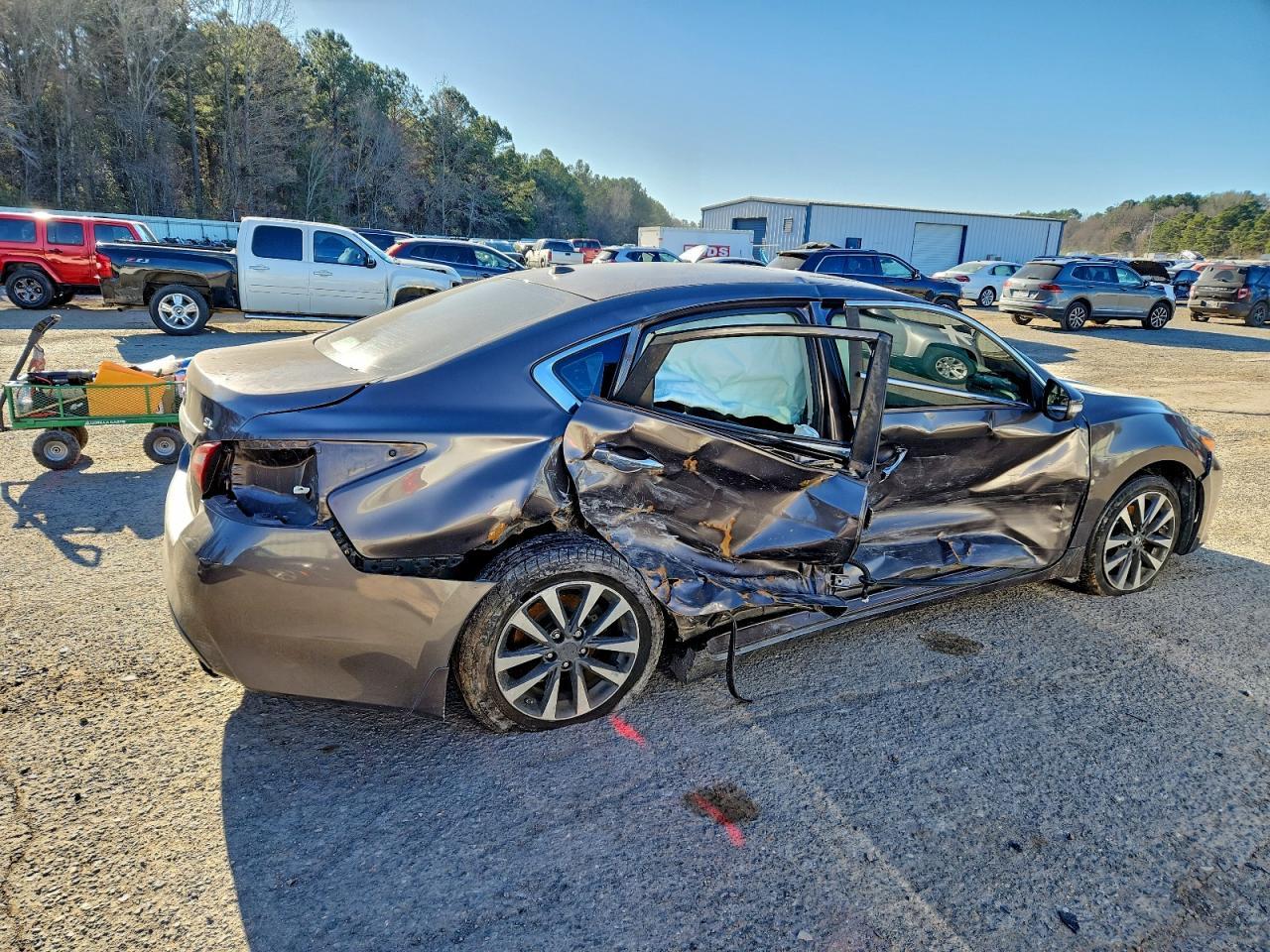 2016 NISSAN ALTIMA