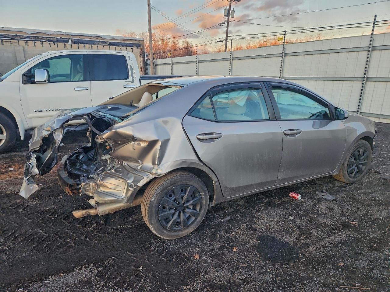 2016 TOYOTA COROLLA