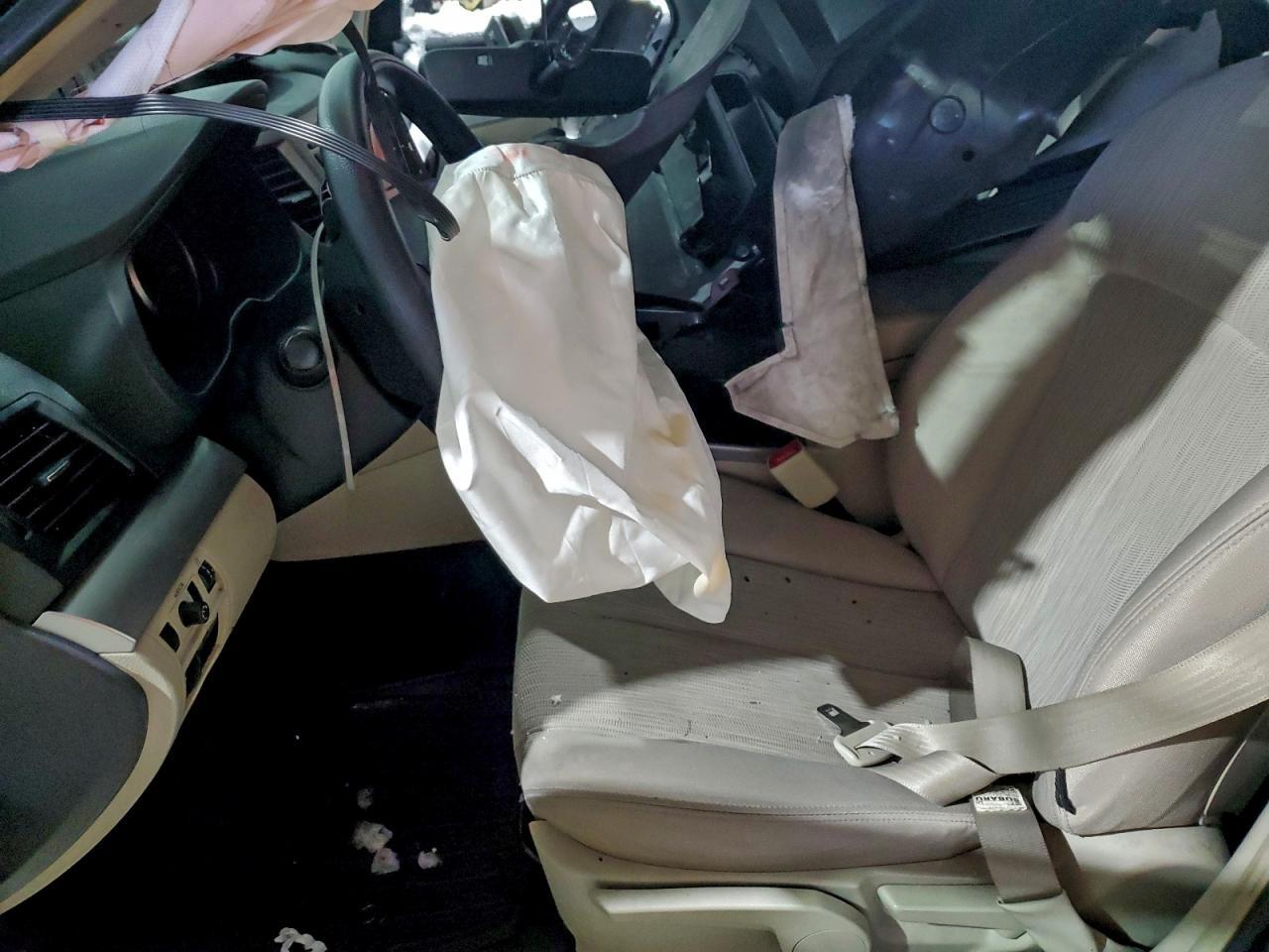 2014 SUBARU Outback