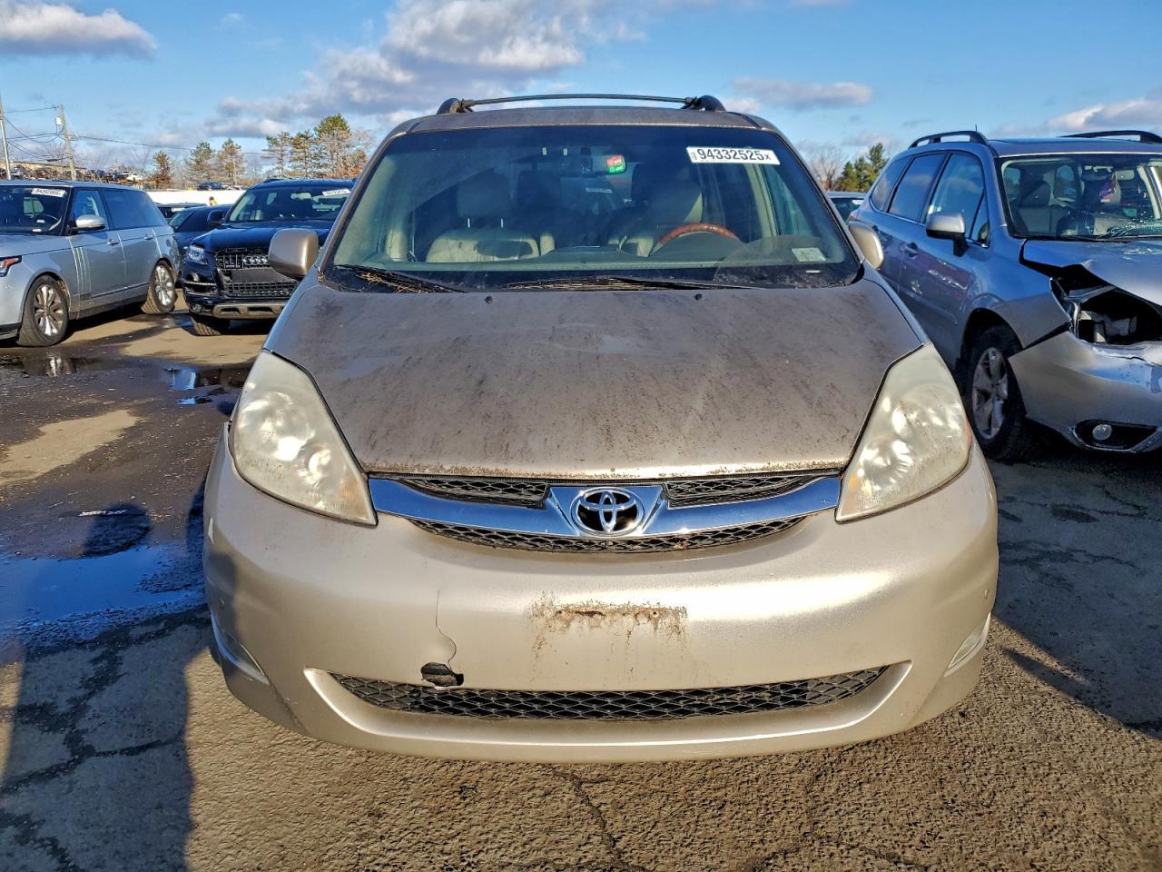 2008 TOYOTA SIENNA