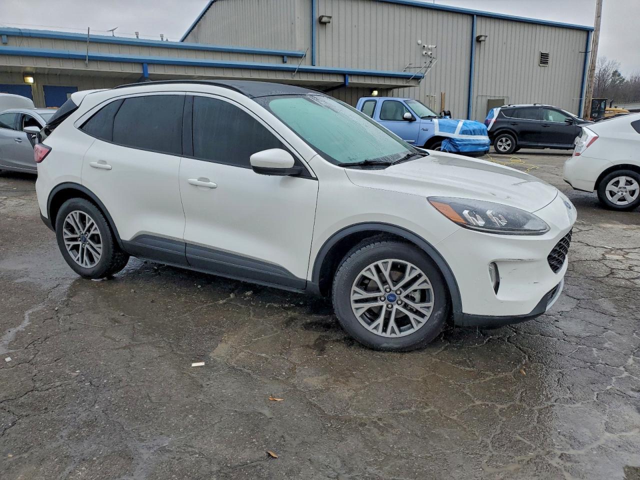 2022 FORD ESCAPE