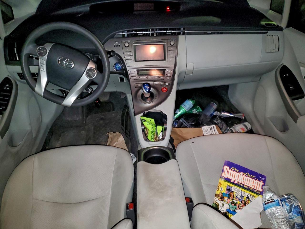 2015 TOYOTA PRIUS