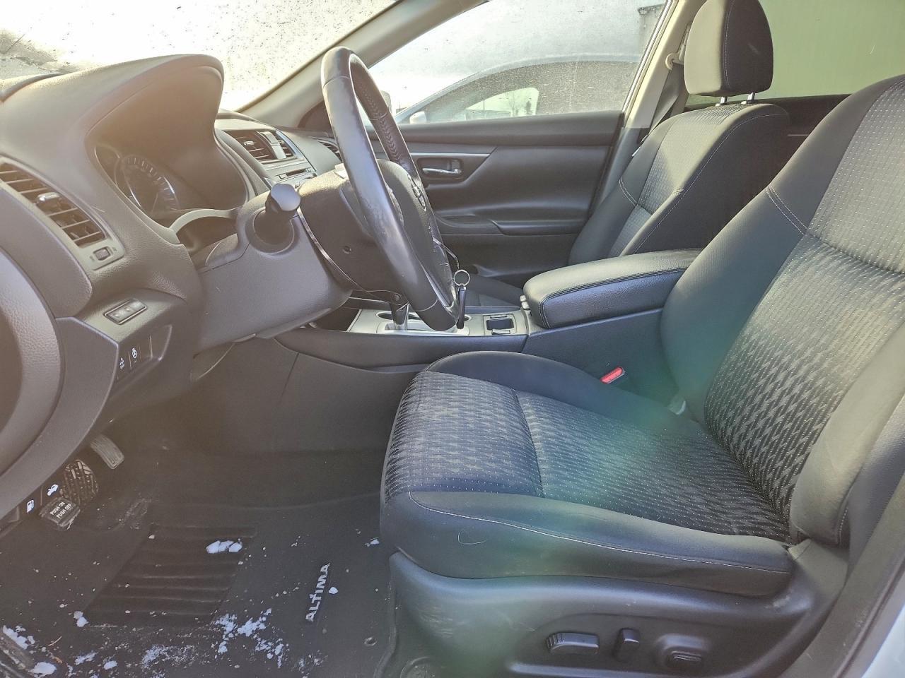 2017 NISSAN ALTIMA