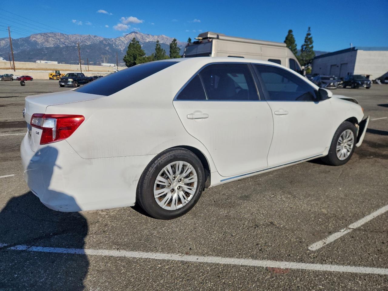2012 TOYOTA CAMRY