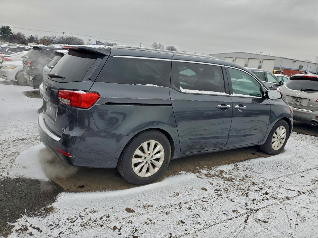 2015 KIA SEDONA