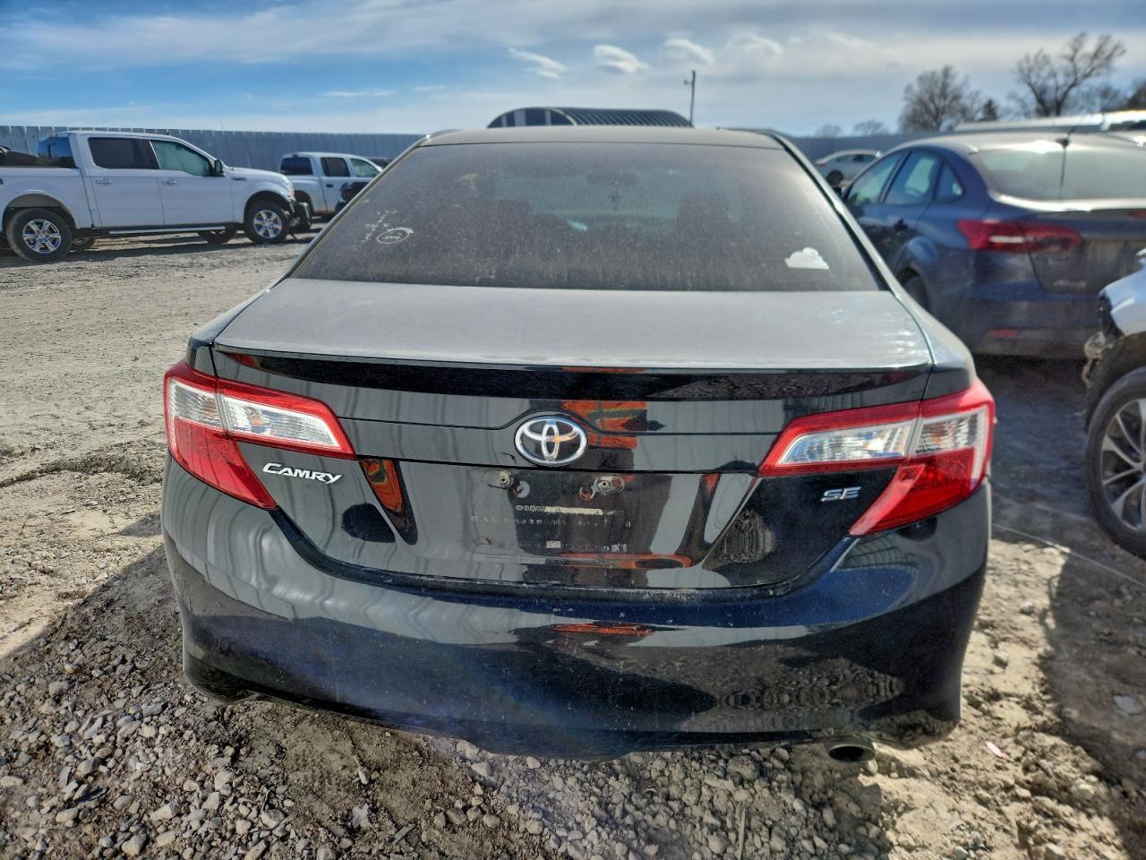 2012 TOYOTA CAMRY