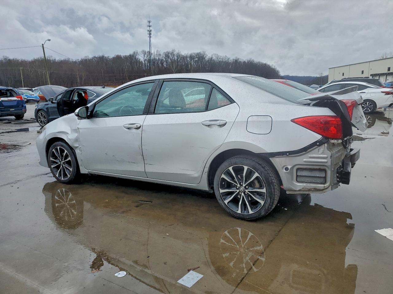 2018 TOYOTA COROLLA