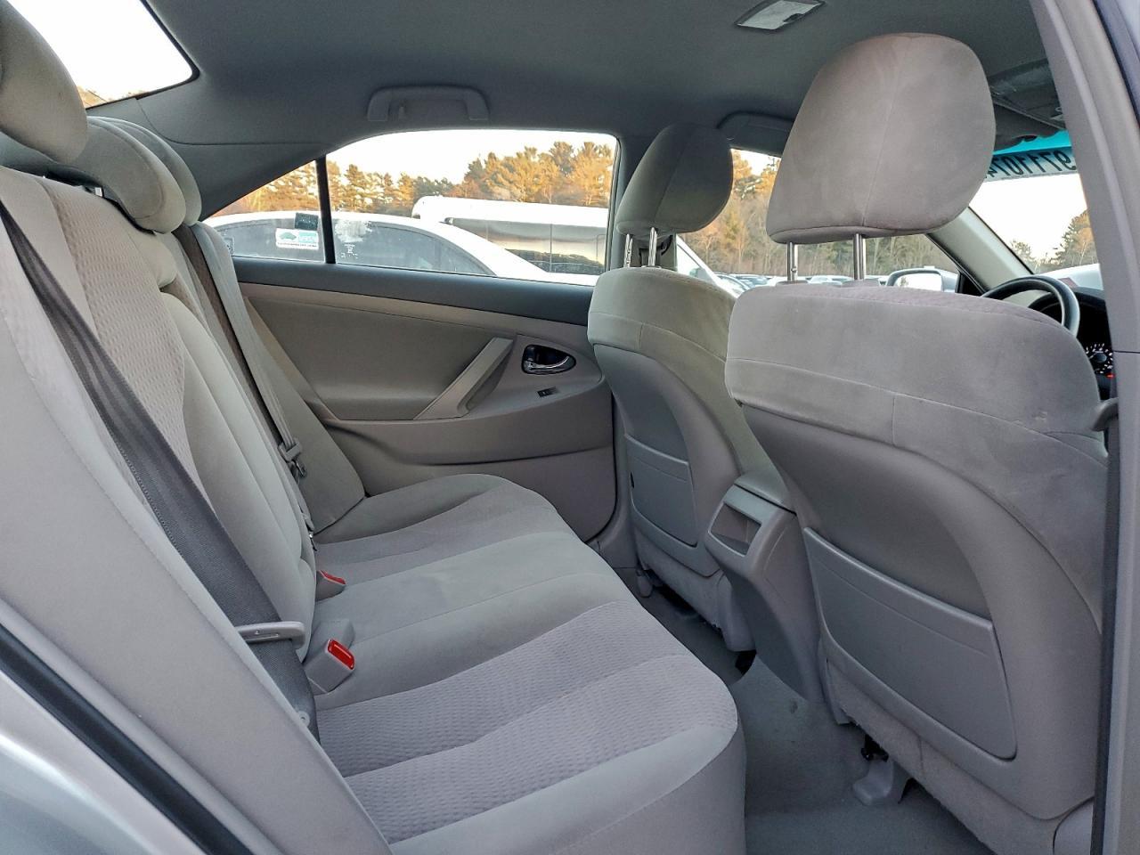2010 TOYOTA CAMRY